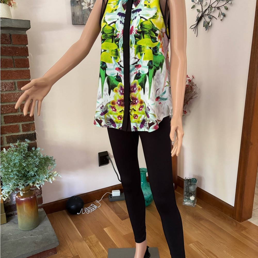 Floral Sleeveless Top with Black Leggings
